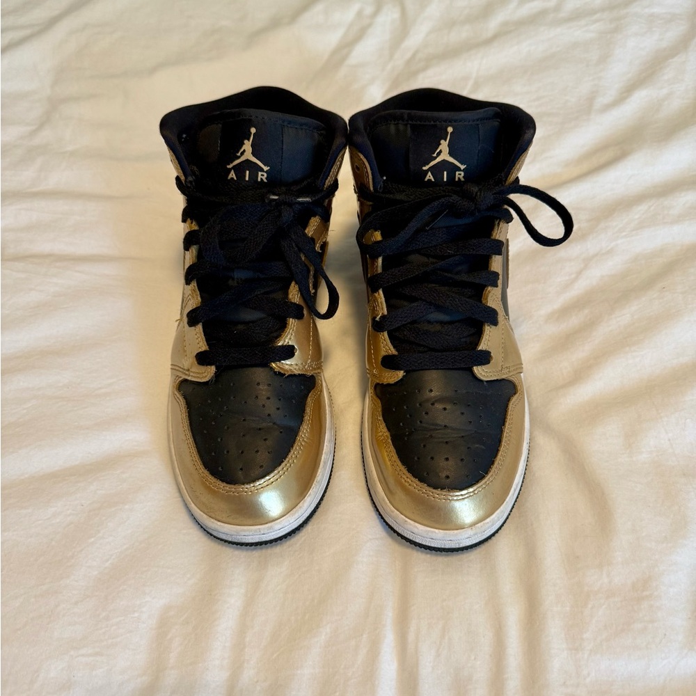 Nike Air Jordan Mid Boys Shoes